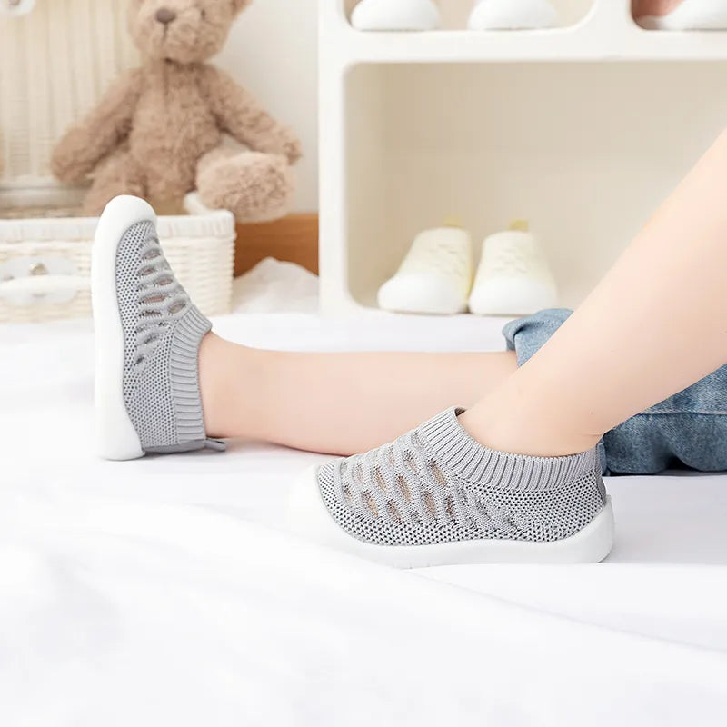 Summer Baby Sneakers - Comfort and Style for Little Ones!